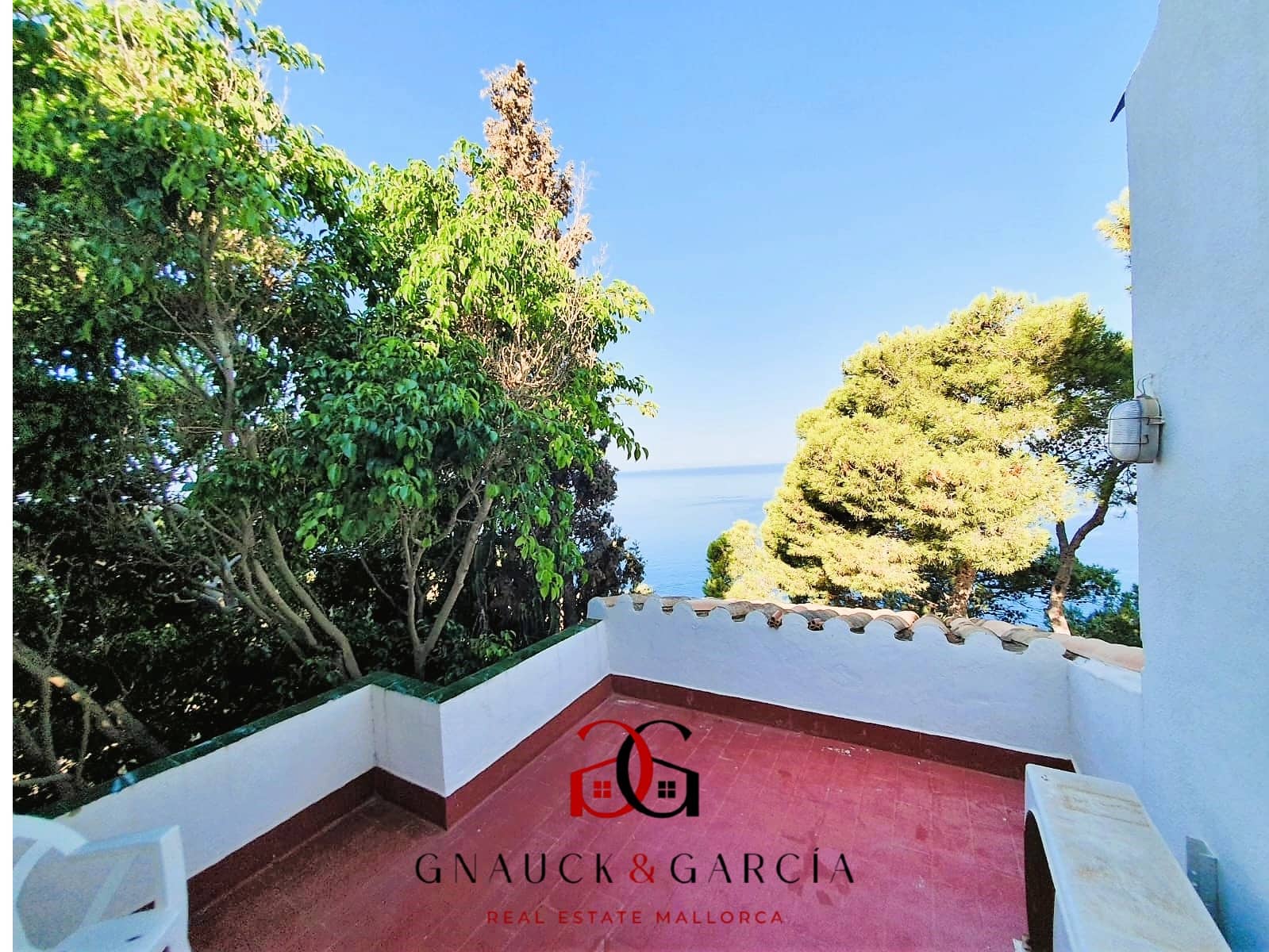 4 bedroom Villa for sale in Badia Blava with pool garage - € 3,350,000 (Ref: 9431980)