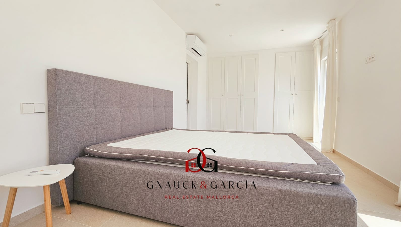 6 soverom Villa til salgs i Palmanova med svømmebasseng garasje - € 3 950 000 (Ref: 9436138)