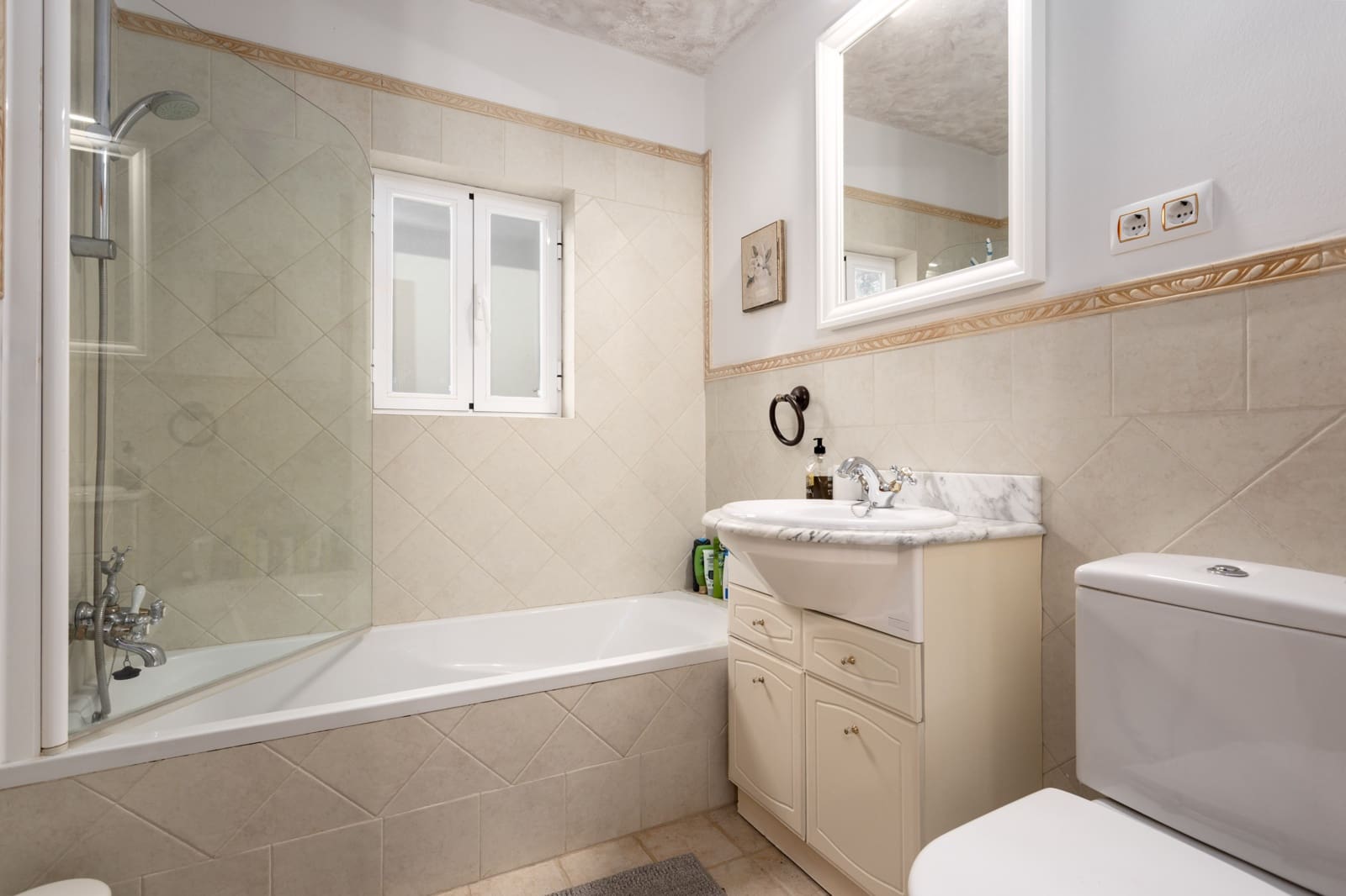 6 soveværelse Finca/Landehus til salg i Sencelles med swimmingpool garage - € 1.950.000 (Ref: 9473598)