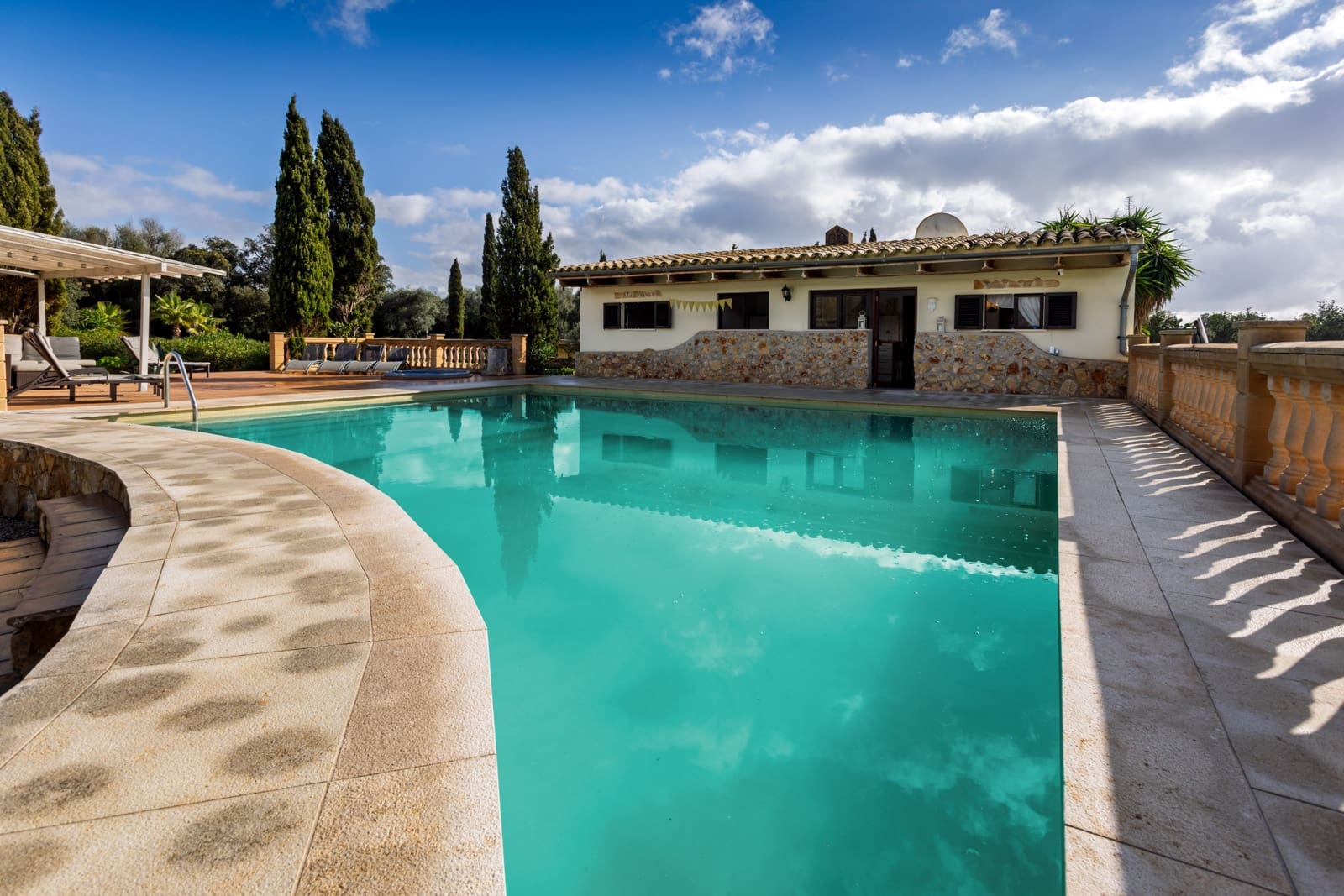 6 soveværelse Finca/Landehus til salg i Sencelles med swimmingpool garage - € 1.950.000 (Ref: 9473598)