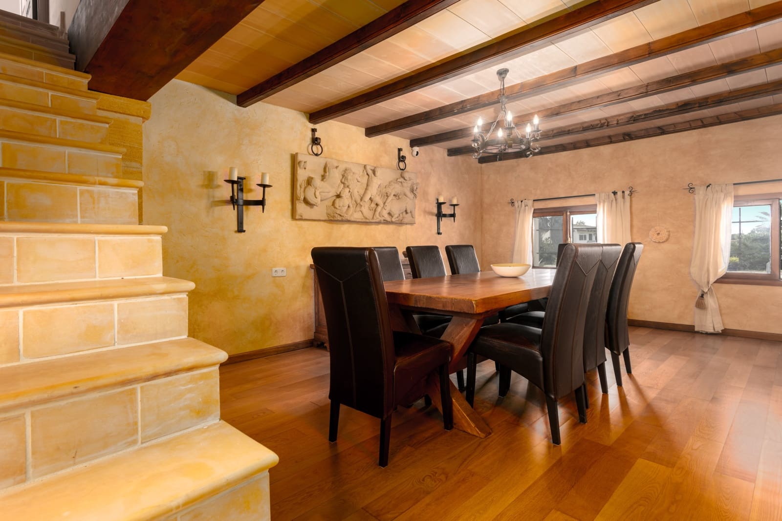 6 soveværelse Finca/Landehus til salg i Sencelles med swimmingpool garage - € 1.950.000 (Ref: 9473598)