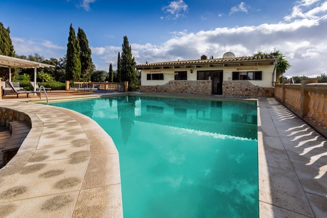 6 slaapkamer Finca/Landhuis te koop in Sencelles met zwembad garage - € 1.950.000 (Ref: 9473598)