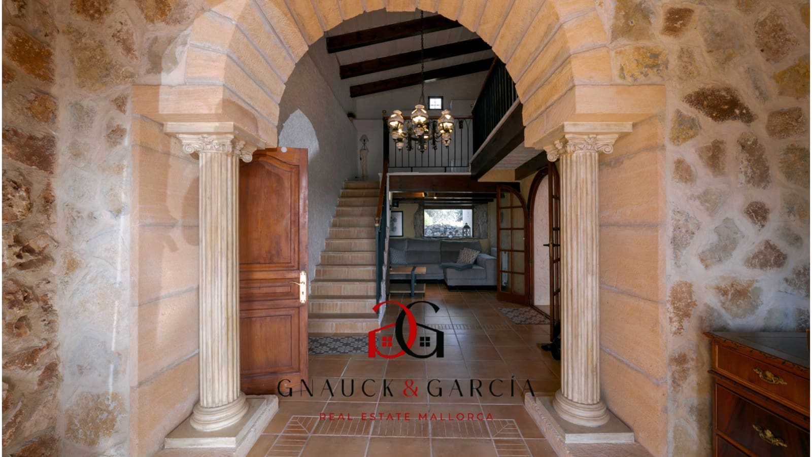 6 bedroom Finca/Country House for sale in Sencelles with pool garage - € 1,690,000 (Ref: 9473598)
