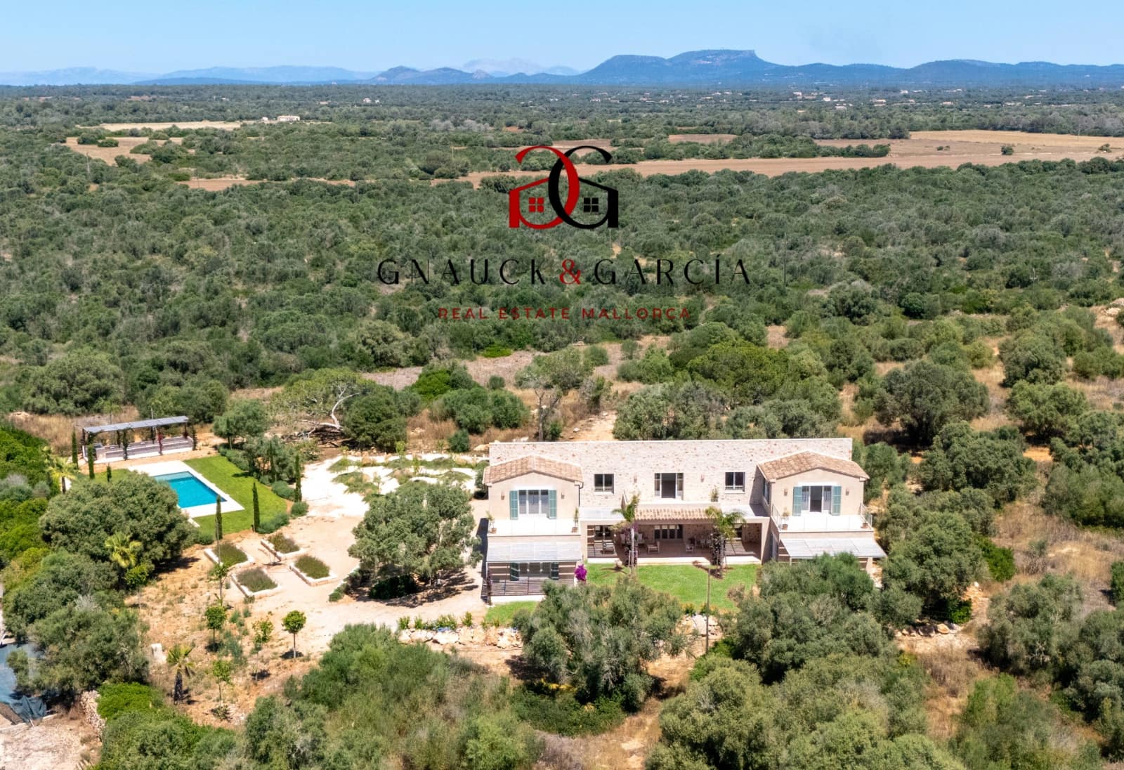 Finca/Casa Rural de 6 habitaciones en Campos en venta con piscina garaje - 3.950.000 € (Ref: 9643582)