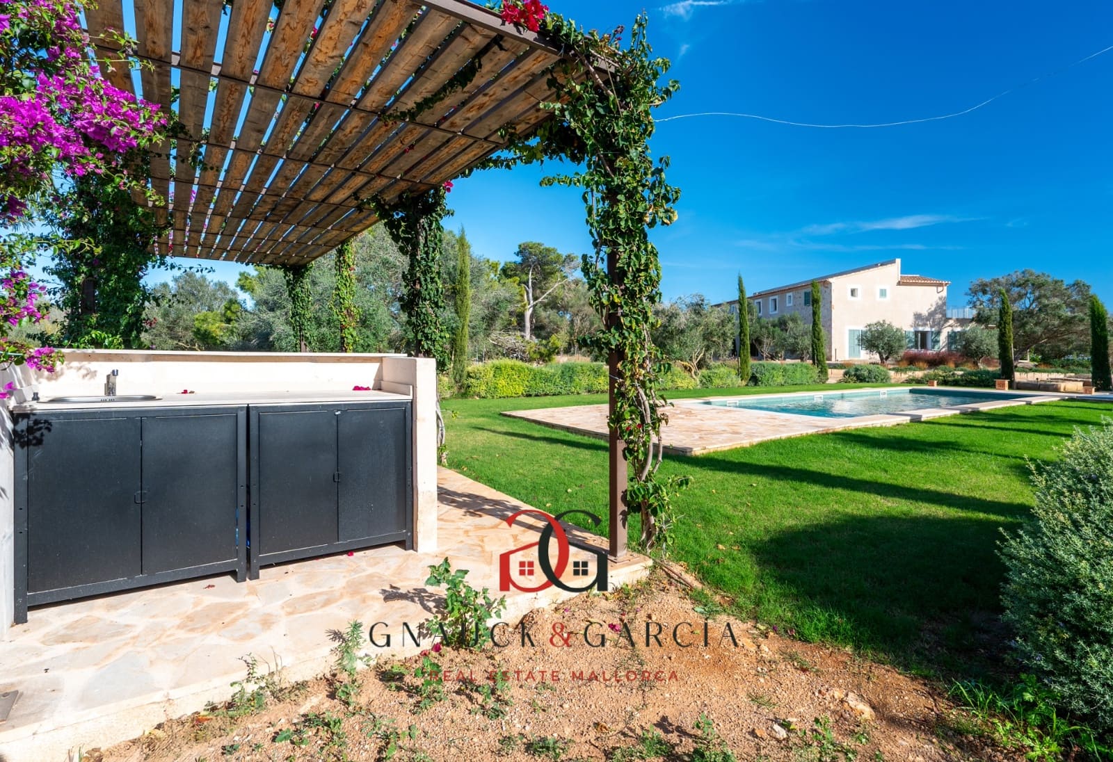 Finca/Casa Rural de 6 habitaciones en Campos en venta con piscina garaje - 3.950.000 € (Ref: 9643582)