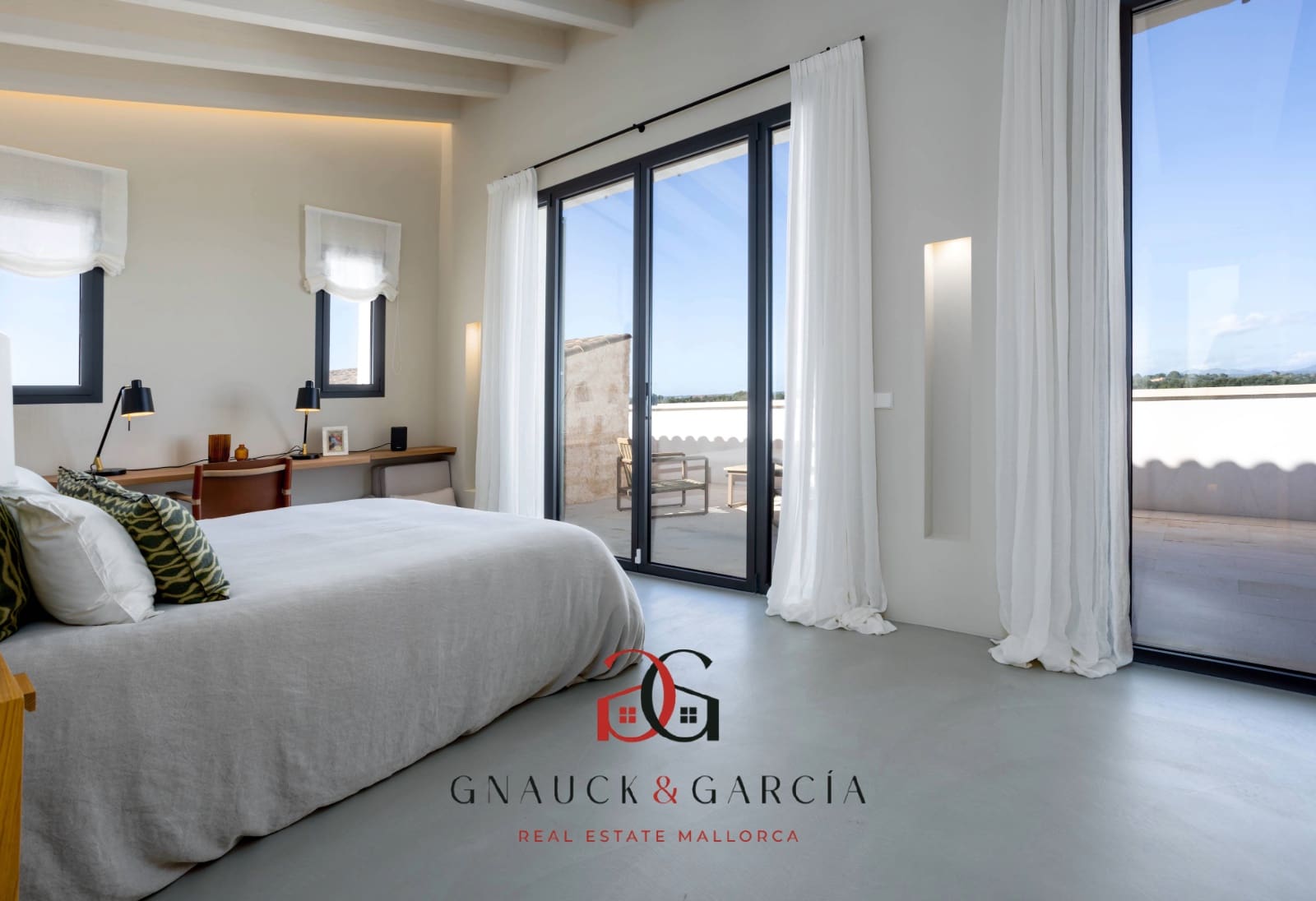 6 bedroom Finca/Country House for sale in Campos with pool - € 3,950,000 (Ref: 9646072)