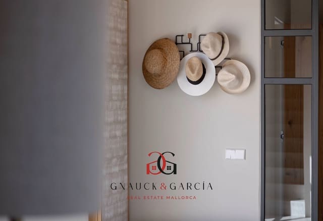 6 soveværelse Finca/Landehus til salg i Campos med swimmingpool - € 3.950.000 (Ref: 9646072)