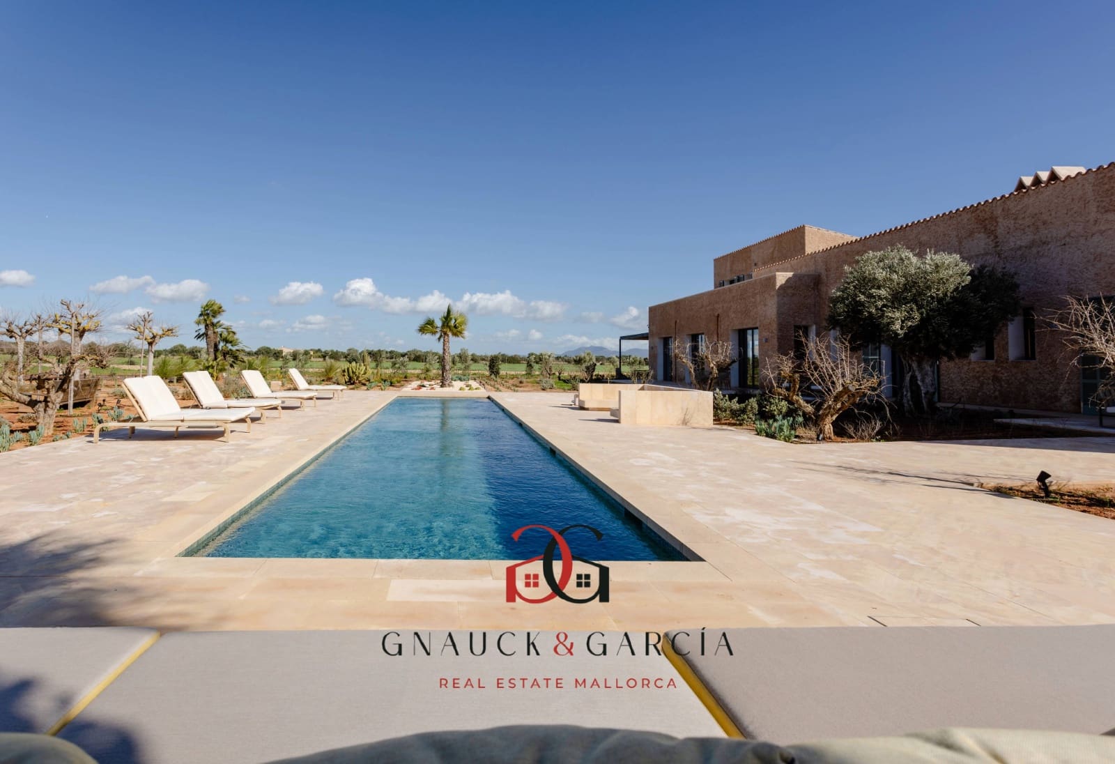 6 bedroom Finca/Country House for sale in Campos with pool - € 3,950,000 (Ref: 9646072)