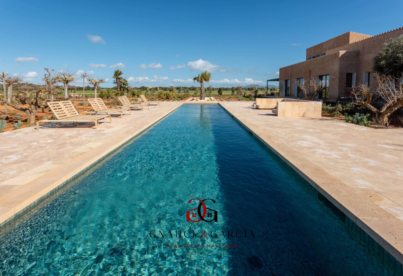 6 bedroom Finca/Country House for sale in Campos with pool - € 3,950,000 (Ref: 9646072)