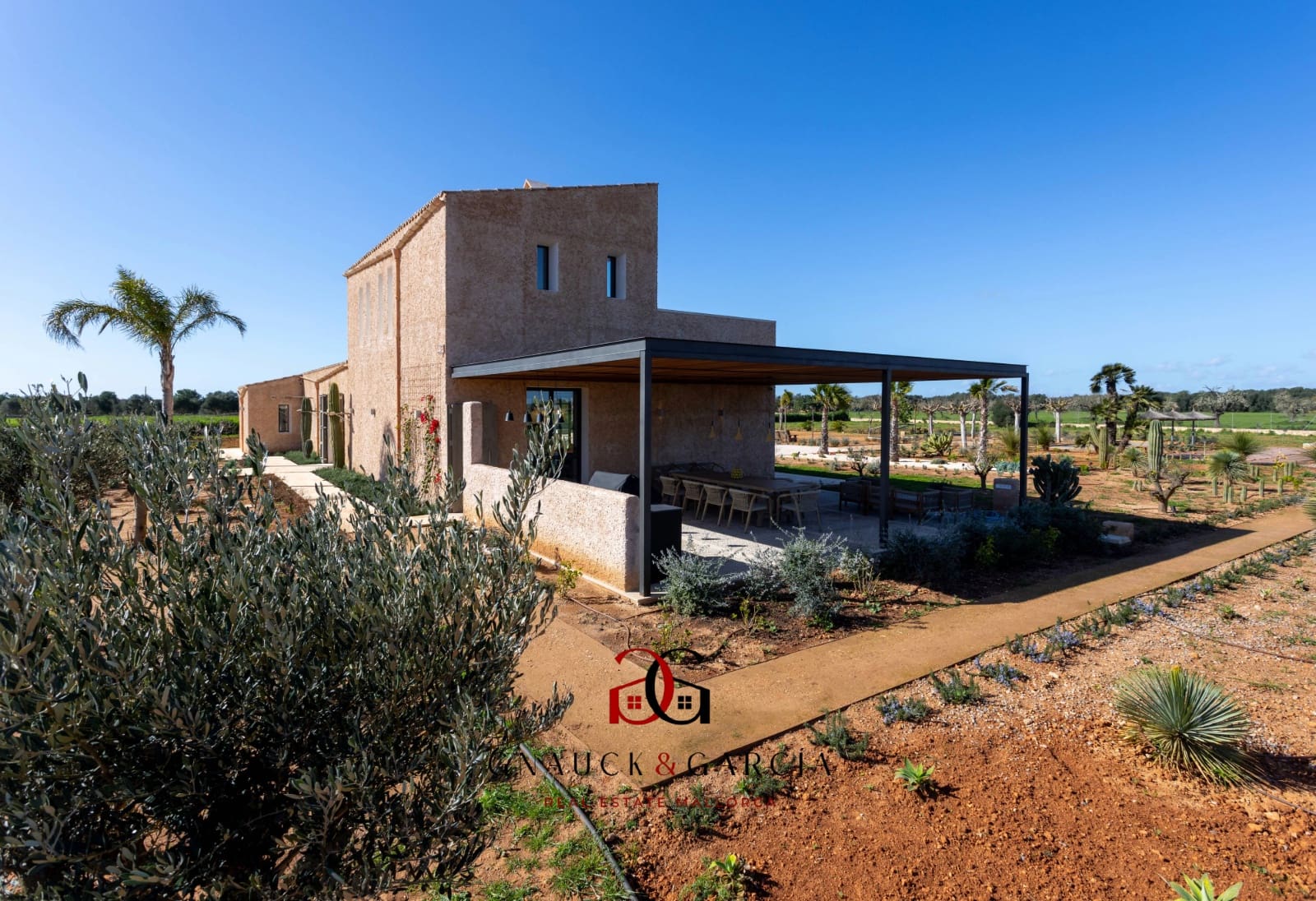 6 bedroom Finca/Country House for sale in Campos with pool - € 3,950,000 (Ref: 9646072)