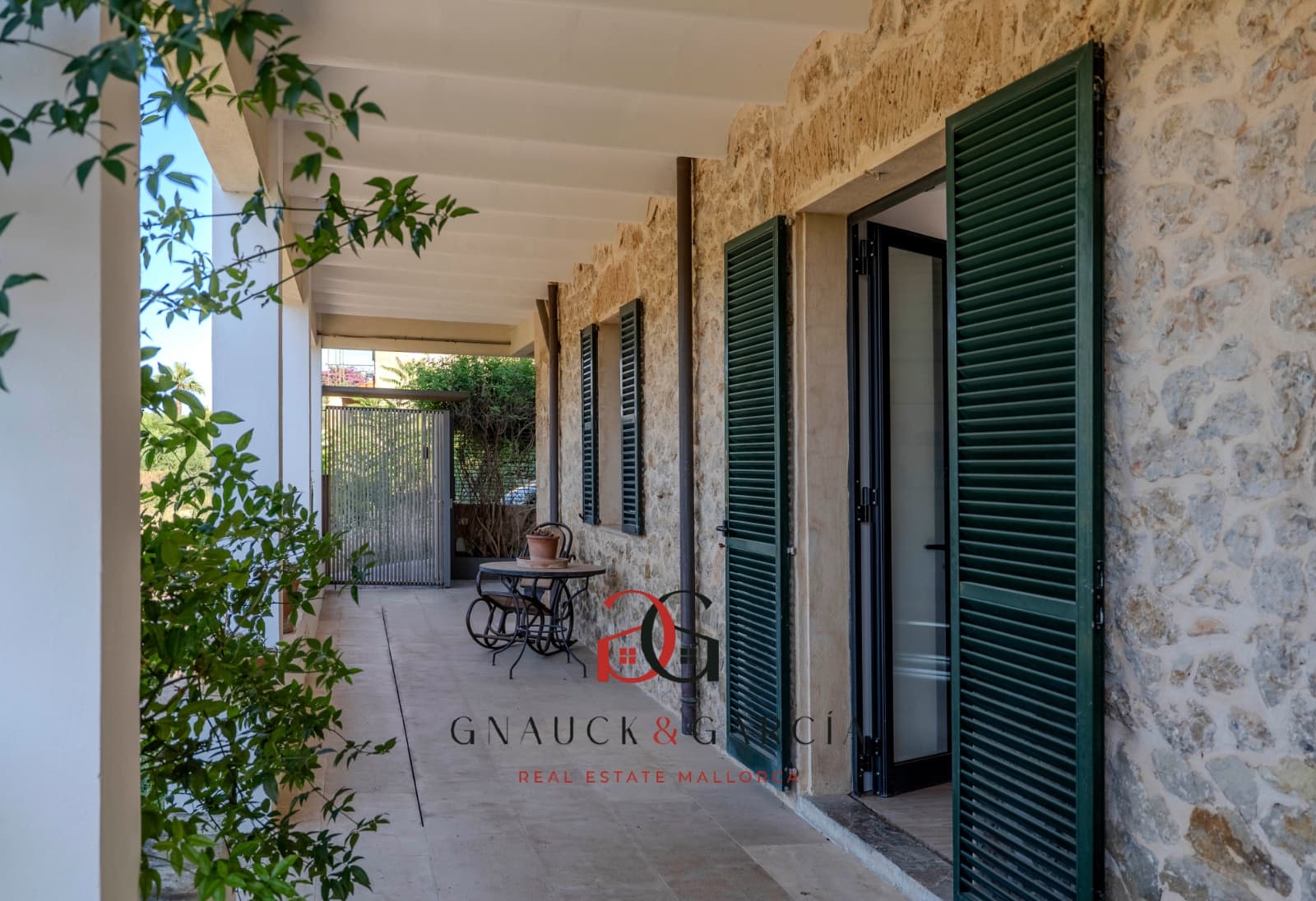 4 quarto Apartamento para venda em Establiments com piscina garagem - 1 200 000 € (Ref: 9720553)