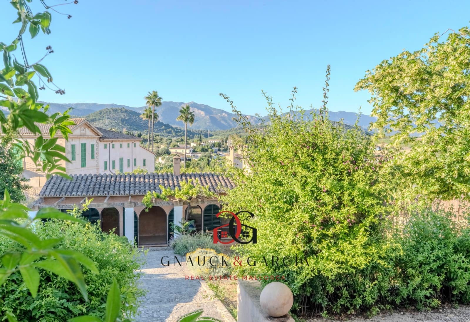 4 quarto Apartamento para venda em Establiments com piscina garagem - 1 200 000 € (Ref: 9720553)