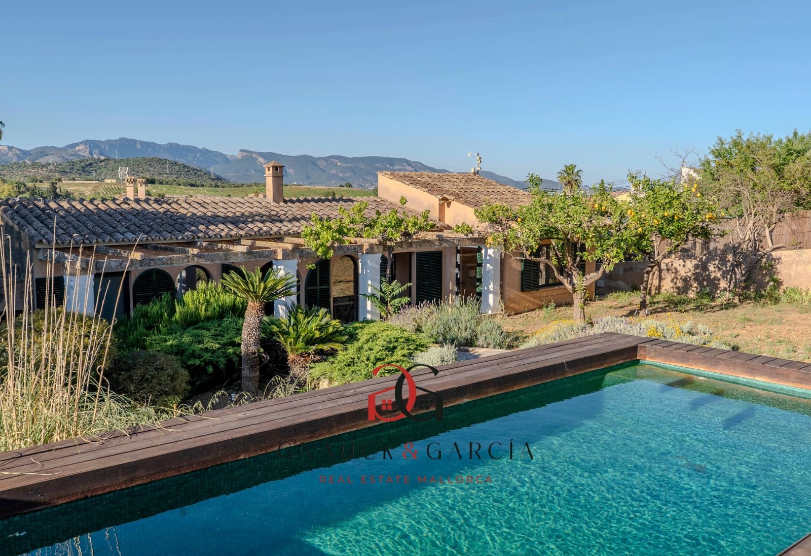 4 quarto Apartamento para venda em Establiments com piscina garagem - 1 200 000 € (Ref: 9720553)