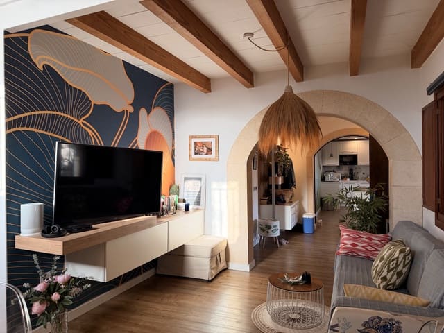 3 sypialnia Finka/Dom wiejski na sprzedaż w Llucmajor z basenem - 1 198 000 € (Ref: 9810788)