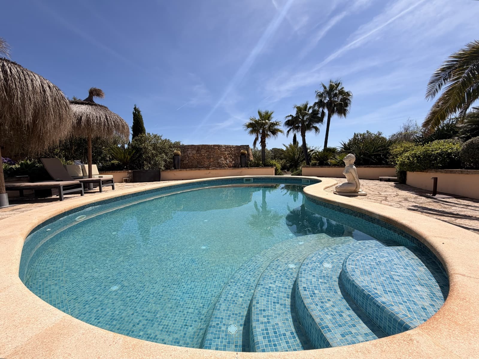 3 sypialnia Finka/Dom wiejski na sprzedaż w Llucmajor z basenem - 1 198 000 € (Ref: 9810788)