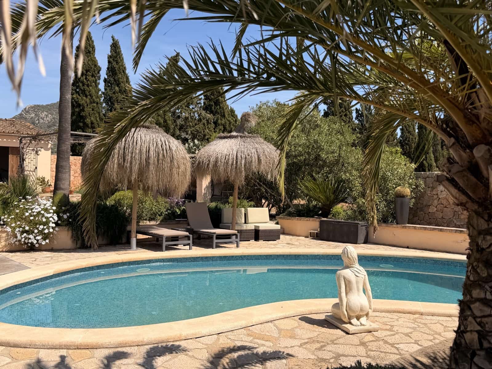 3 sypialnia Finka/Dom wiejski na sprzedaż w Llucmajor z basenem - 1 198 000 € (Ref: 9810788)