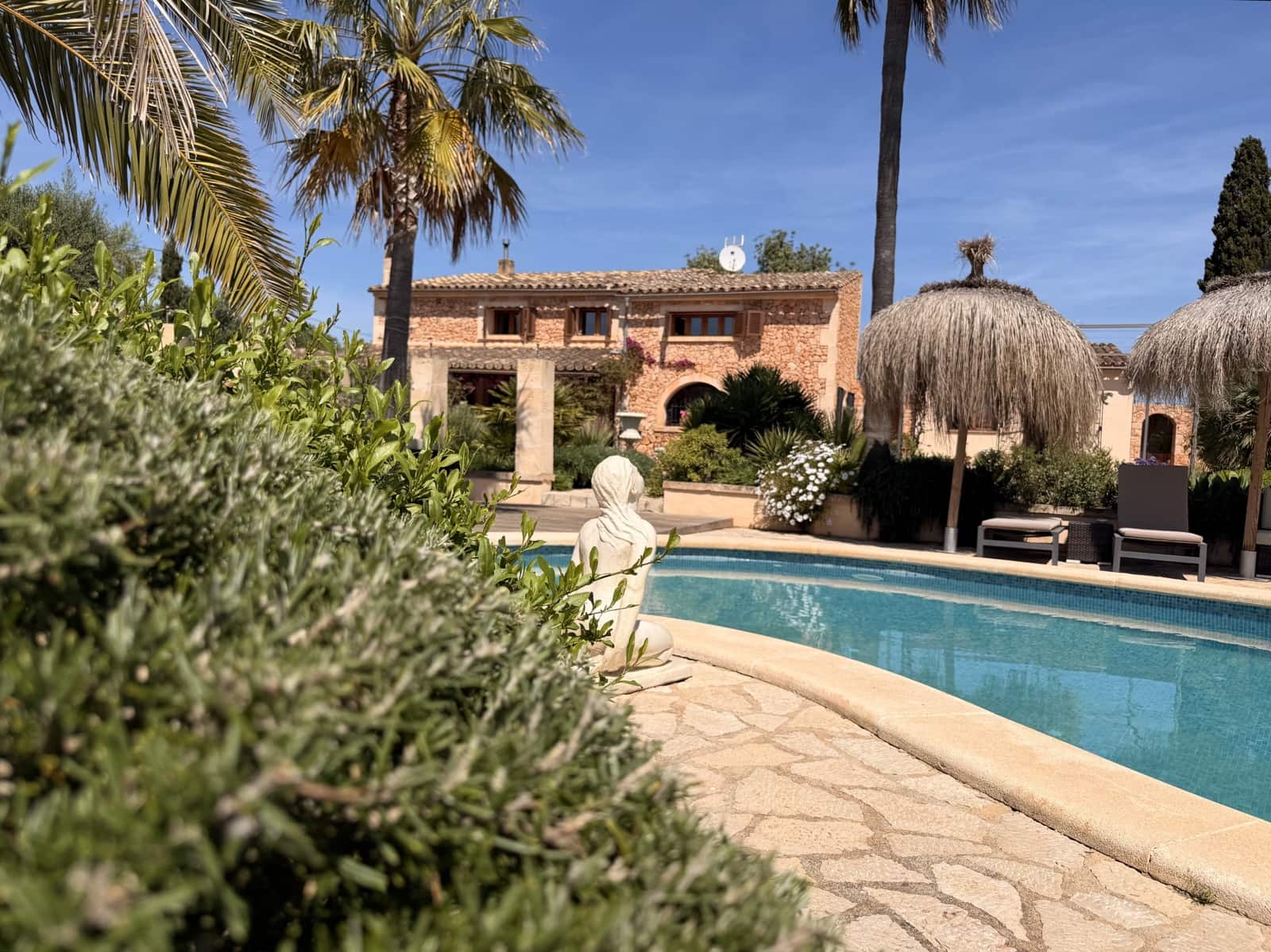 3 sypialnia Finka/Dom wiejski na sprzedaż w Llucmajor z basenem - 1 198 000 € (Ref: 9810788)