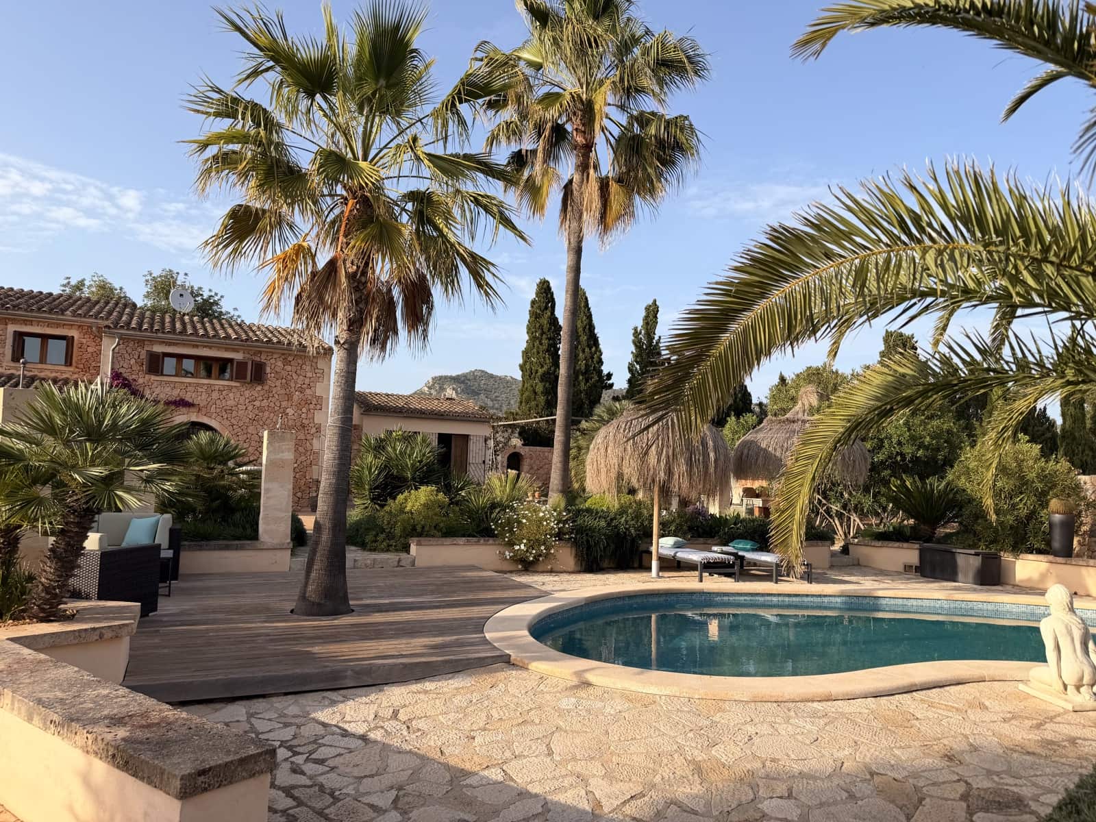 3 sypialnia Finka/Dom wiejski na sprzedaż w Llucmajor z basenem - 1 198 000 € (Ref: 9810788)