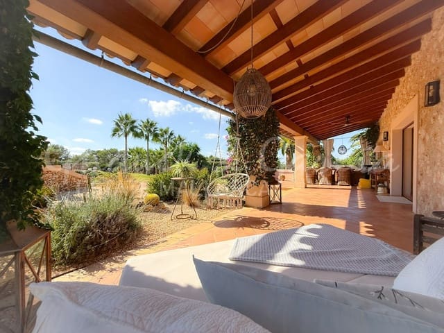 4 sypialnia Finka/Dom wiejski na sprzedaż w Campos z basenem garażem - 2 435 000 € (Ref: 9844454)