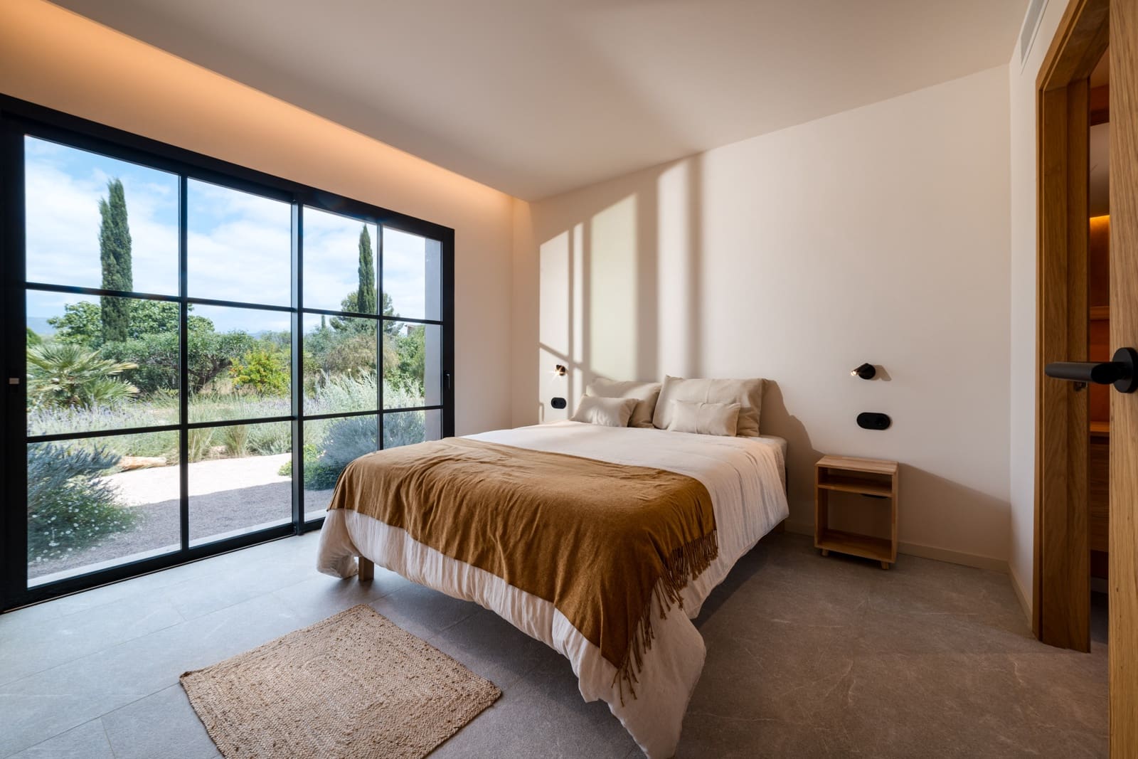 4 bedroom Villa for sale in Santa Maria del Cami with pool garage - € 5,500,000 (Ref: 9883598)