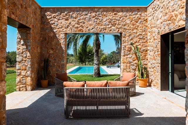 Chalet de 4 habitaciones en Santa María del Camí en venta con piscina garaje - 5.500.000 € (Ref: 9883598)