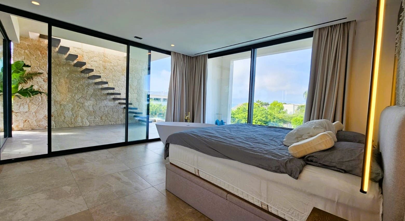 4 bedroom Villa for sale in Puig de Ros with pool garage - € 2,950,000 (Ref: 9932113)