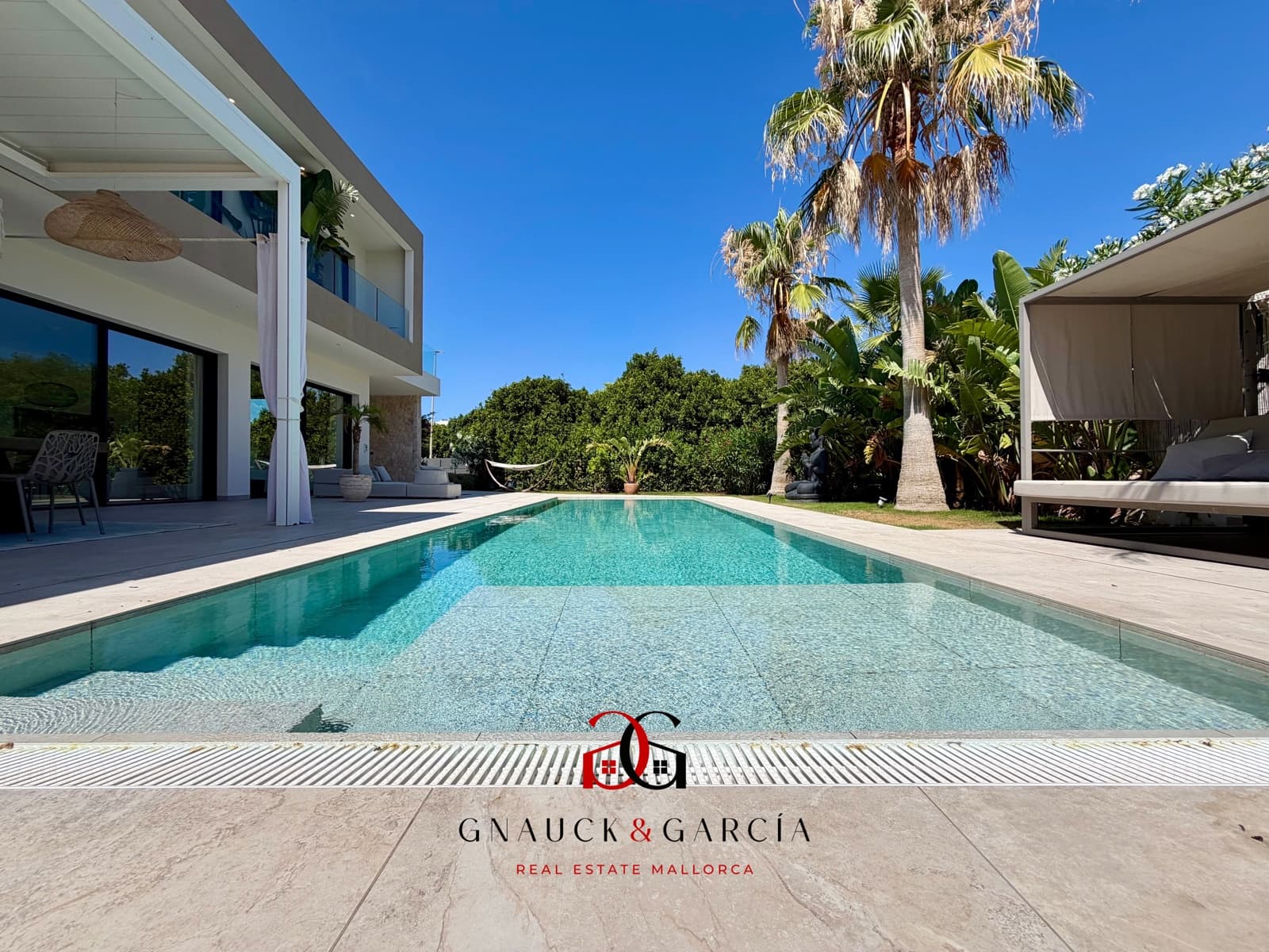 4 bedroom Villa for sale in Puig de Ros with pool garage - € 2,950,000 (Ref: 9932113)