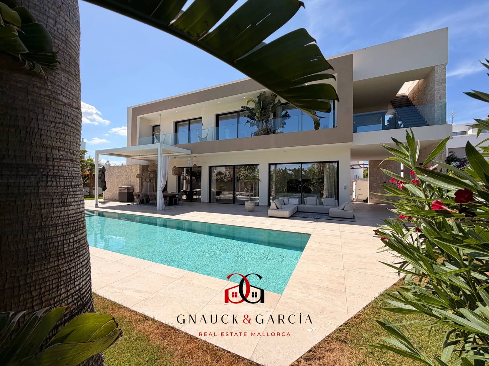 4 bedroom Villa for sale in Puig de Ros with pool garage - € 2,950,000 (Ref: 9932113)