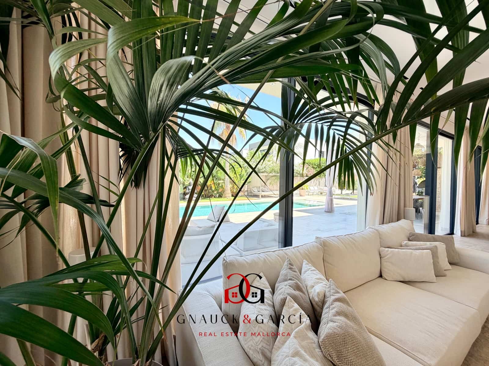 4 bedroom Villa for sale in Puig de Ros with pool garage - € 2,950,000 (Ref: 9932113)