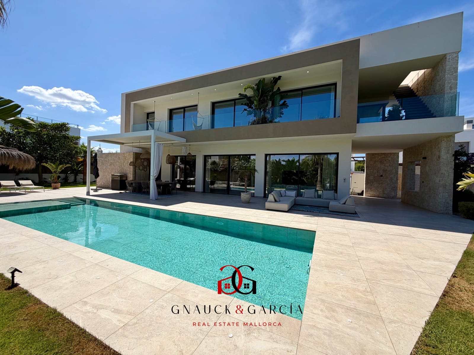 4 bedroom Villa for sale in Puig de Ros with pool garage - € 2,950,000 (Ref: 9932113)