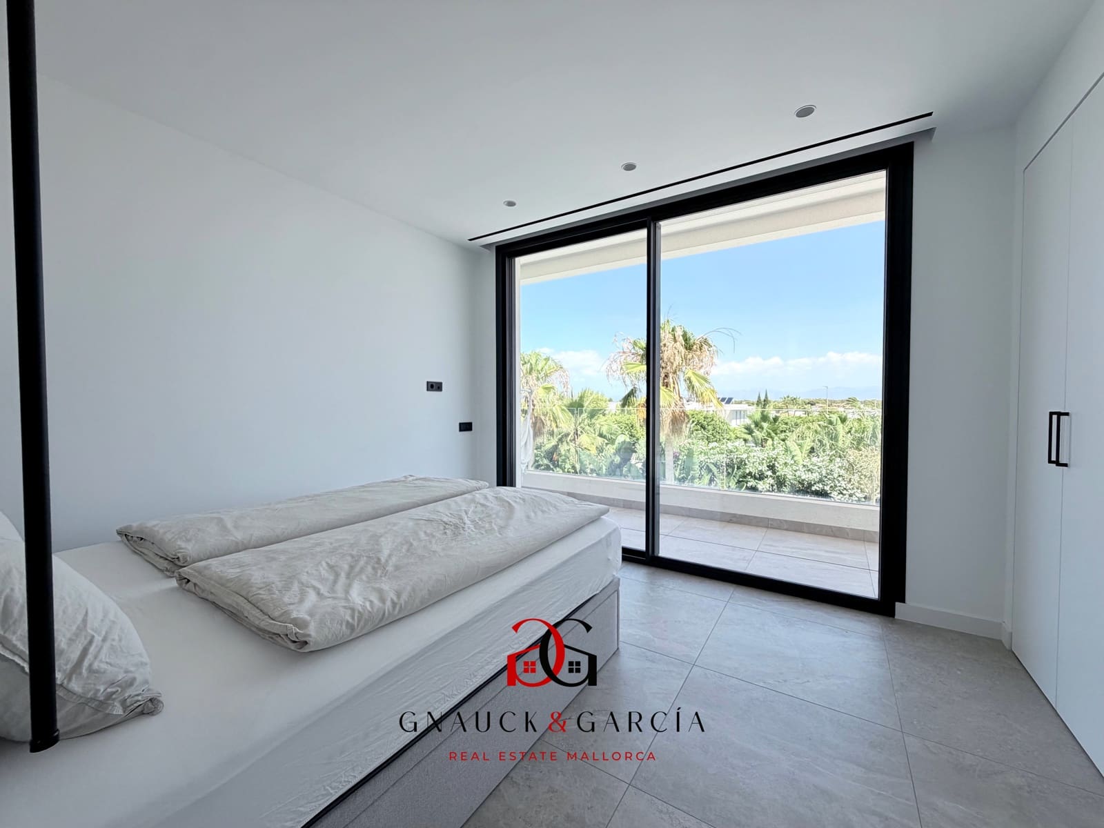 4 bedroom Villa for sale in Puig de Ros with pool garage - € 2,950,000 (Ref: 9932113)