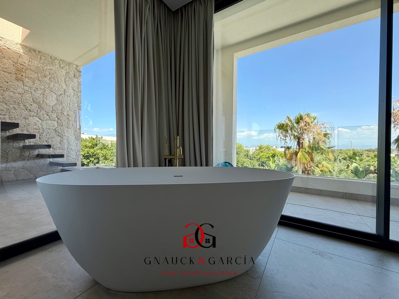 4 bedroom Villa for sale in Puig de Ros with pool garage - € 2,950,000 (Ref: 9932113)