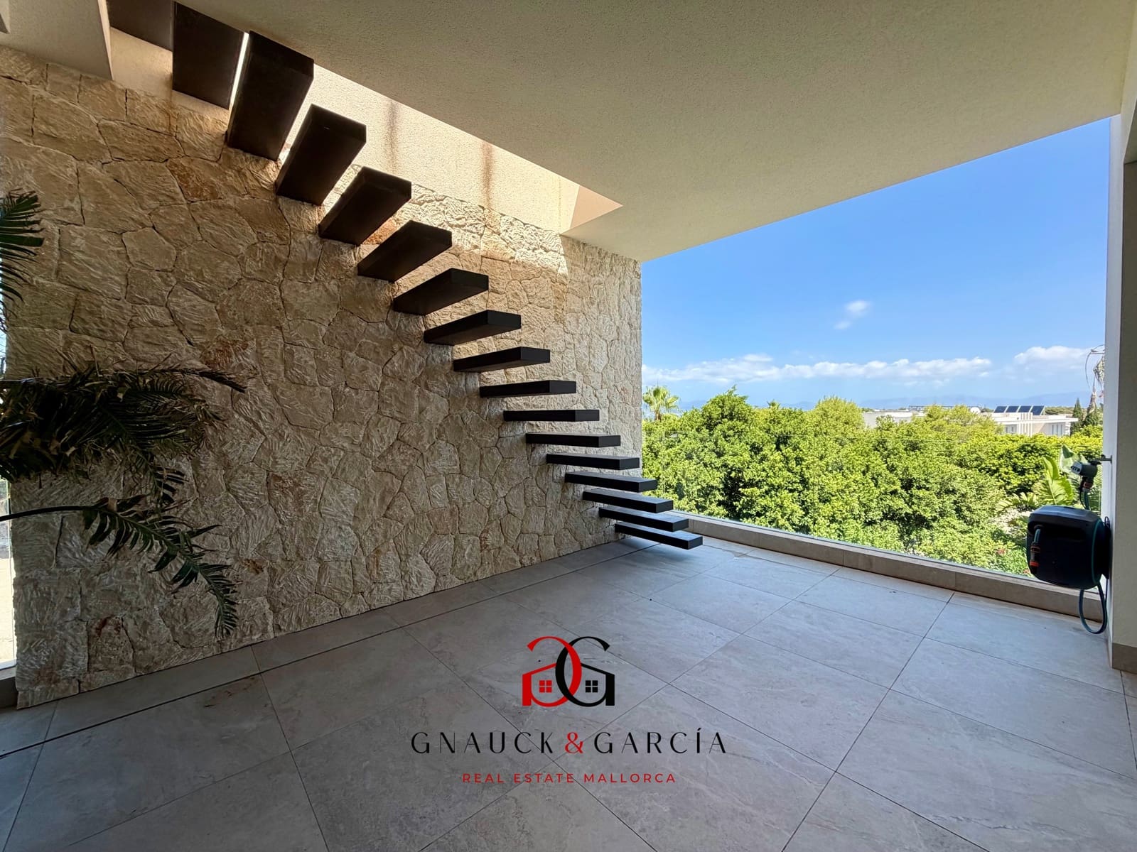 4 bedroom Villa for sale in Puig de Ros with pool garage - € 2,950,000 (Ref: 9932113)