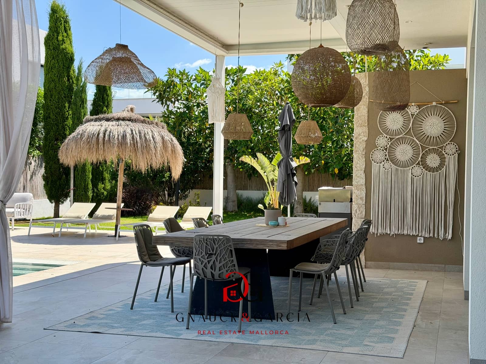 4 bedroom Villa for sale in Puig de Ros with pool garage - € 2,950,000 (Ref: 9932113)