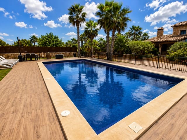 3 bedroom Finca/Country House for sale in Campos with pool garage - € 2,250,000 (Ref: 9950585)