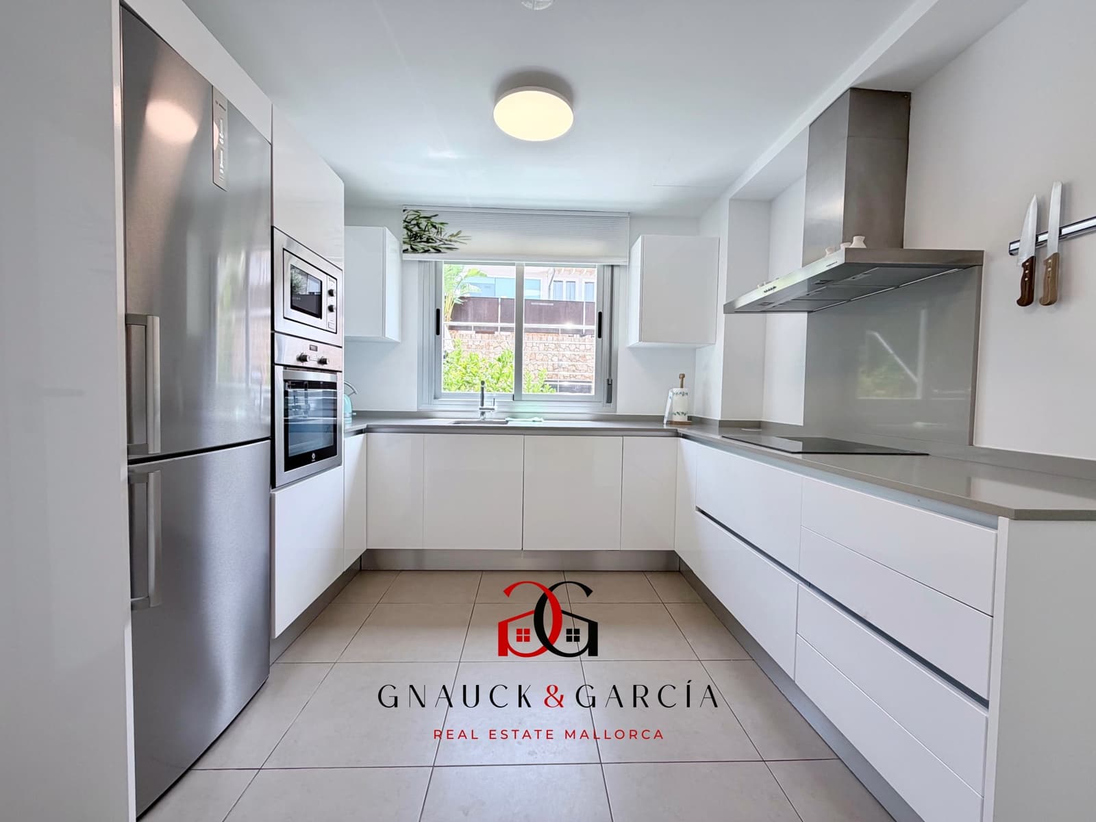 3 bedroom Villa for sale in Bellavista with pool garage - € 1,550,000 (Ref: 9961571)