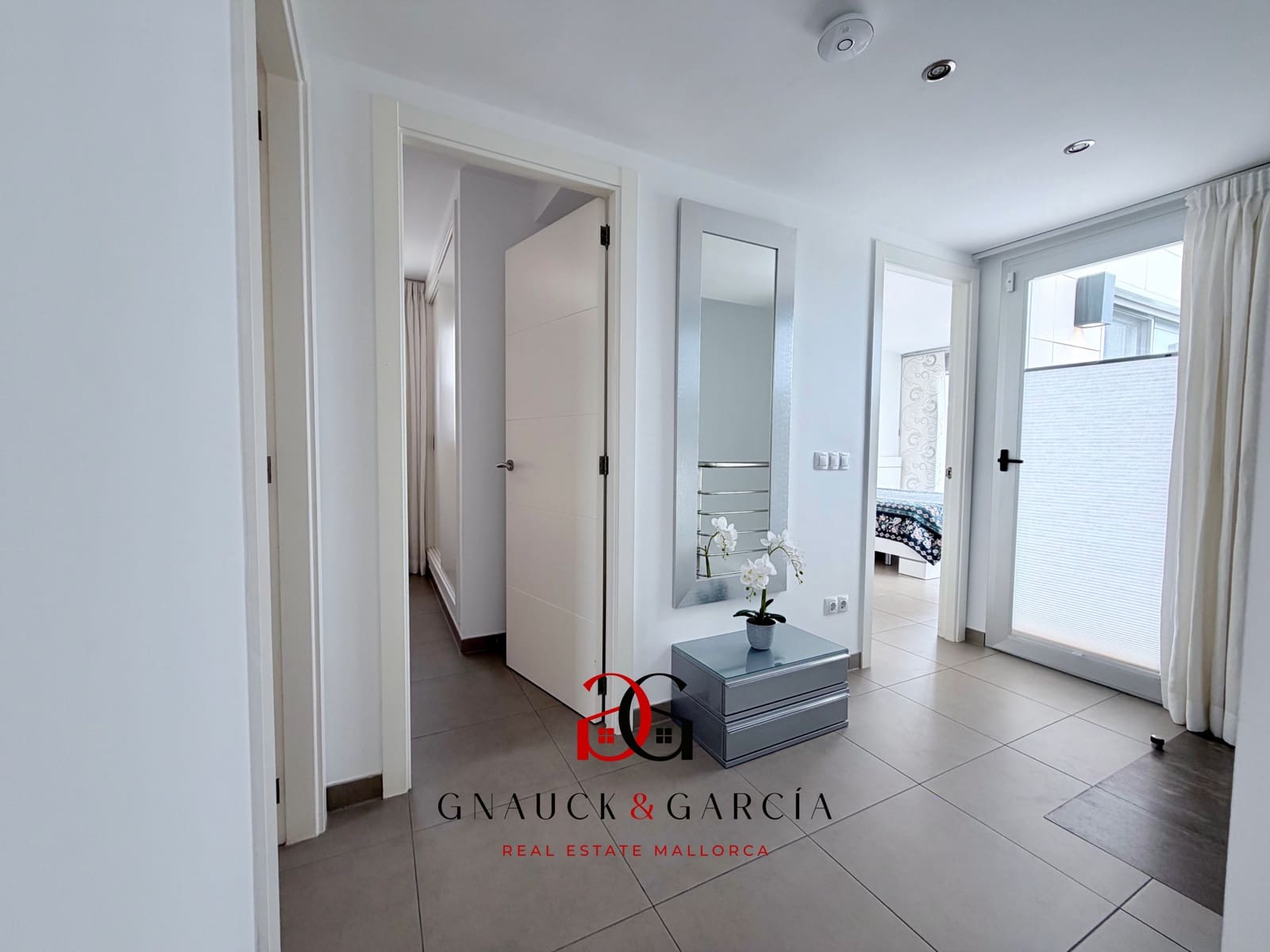 3 bedroom Villa for sale in Bellavista with pool garage - € 1,550,000 (Ref: 9961571)