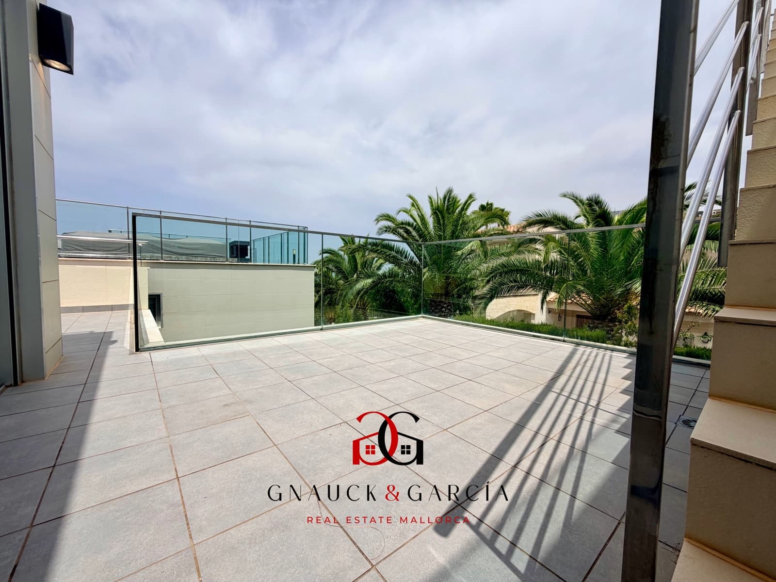 3 bedroom Villa for sale in Bellavista with pool garage - € 1,550,000 (Ref: 9961571)