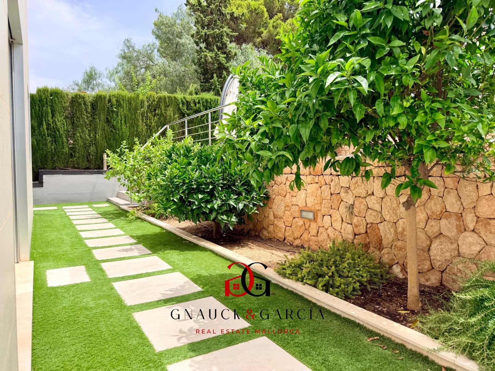 3 bedroom Villa for sale in Bellavista with pool garage - € 1,550,000 (Ref: 9961571)