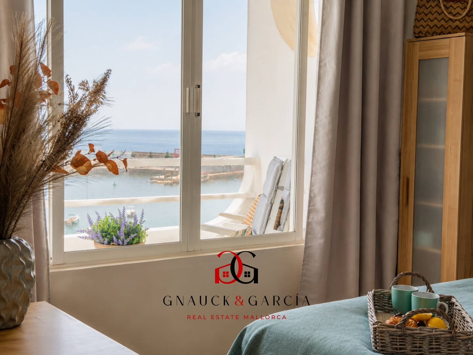 2 soverom Leilighet til salgs i El Toro / Port Adriano - € 545 000 (Ref: 9971721)