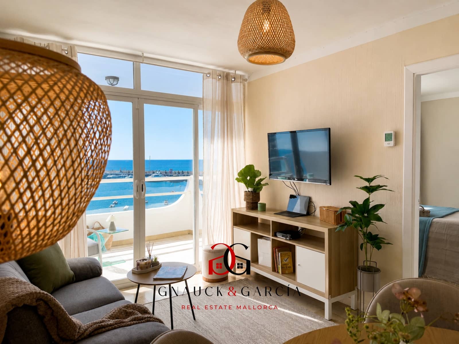 2 soverom Leilighet til salgs i El Toro / Port Adriano - € 545 000 (Ref: 9971721)
