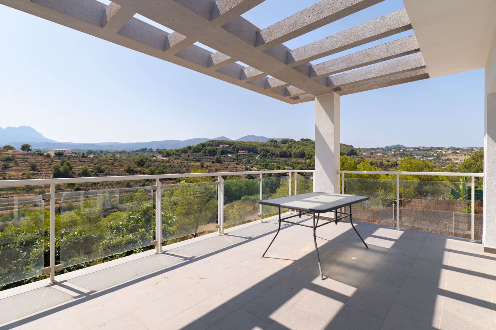 3 chambre Villa/Maison à vendre à Calpe / Calp avec piscine garage - 340 000 € (Ref: 10024477)