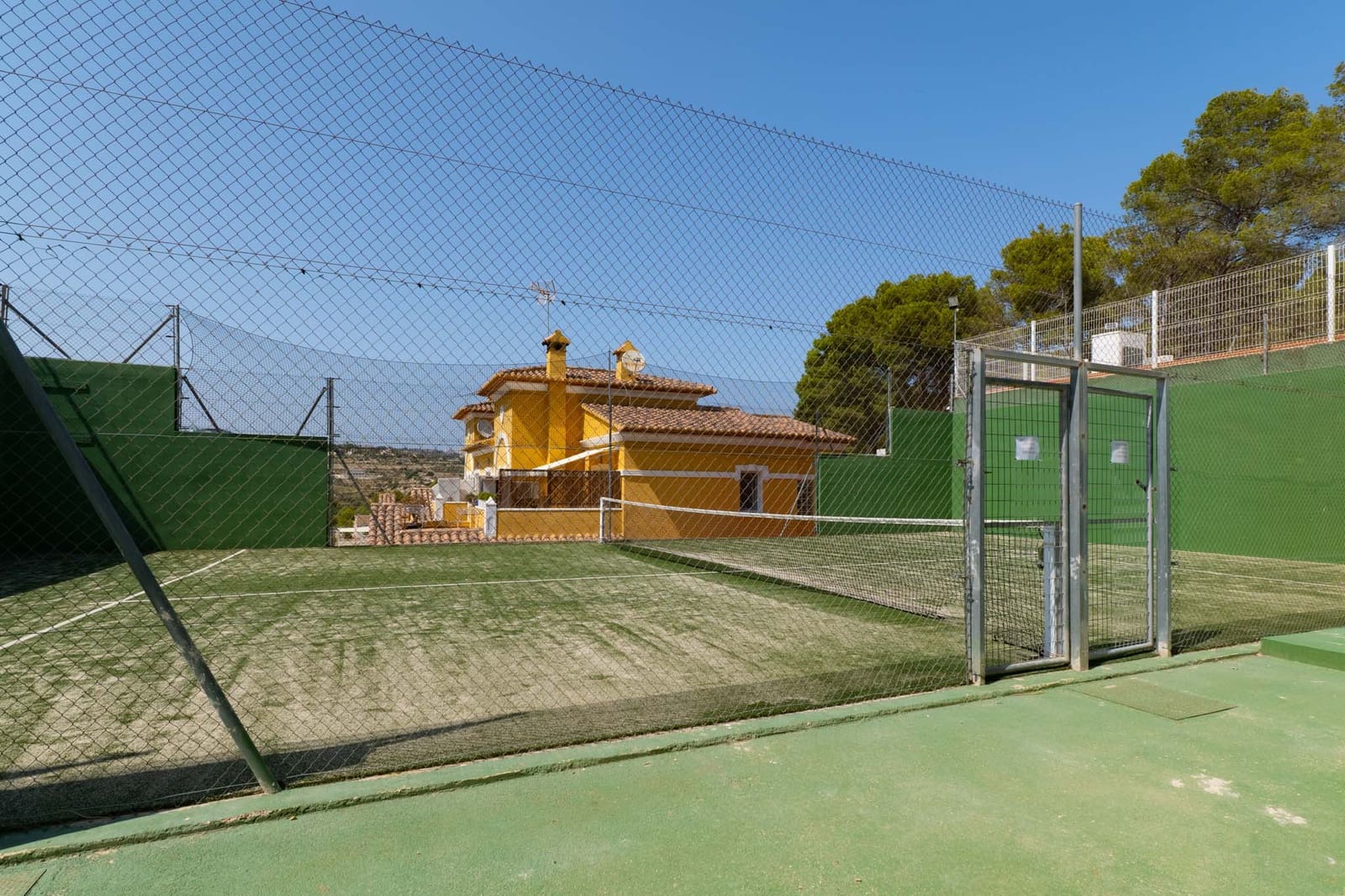 3 chambre Villa/Maison à vendre à Calpe / Calp avec piscine garage - 340 000 € (Ref: 10024477)