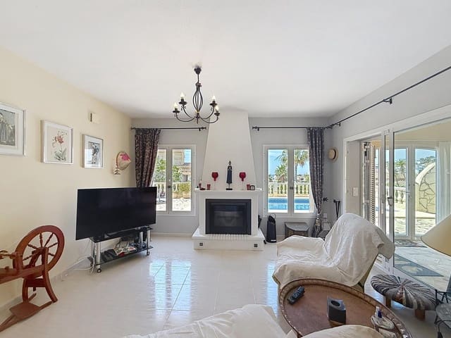 3 chambre Villa/Maison à vendre à Benitachell / Benitatxell avec piscine garage - 750 000 € (Ref: 10041559)