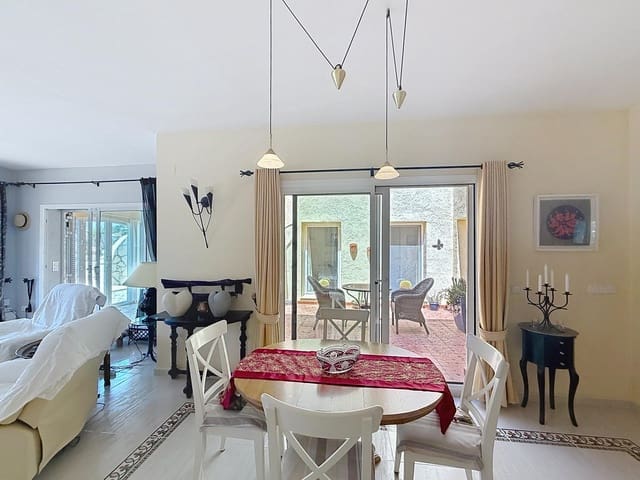 3 chambre Villa/Maison à vendre à Benitachell / Benitatxell avec piscine garage - 750 000 € (Ref: 10041559)