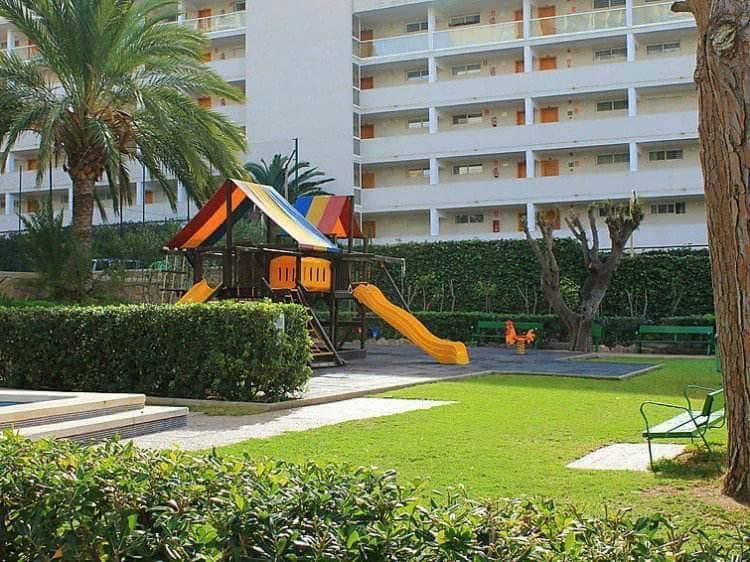 2 bedroom Apartment for sale in Benidorm with pool garage - € 175,000 (Ref: 10041562)