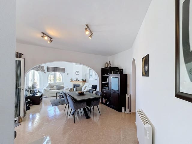 4 chambre Villa/Maison à vendre à Benitachell / Benitatxell avec piscine garage - 785 000 € (Ref: 10041566)