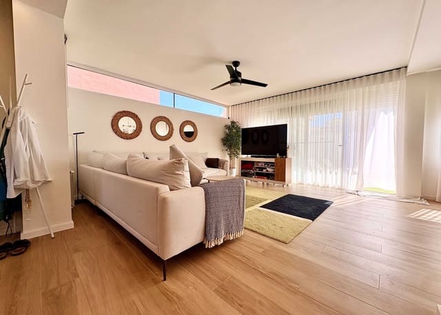 3 slaapkamer Villa te koop in Mar Menor Golf Resort, Torre-Pacheco met zwembad - € 585.000 (Ref: 10045668)