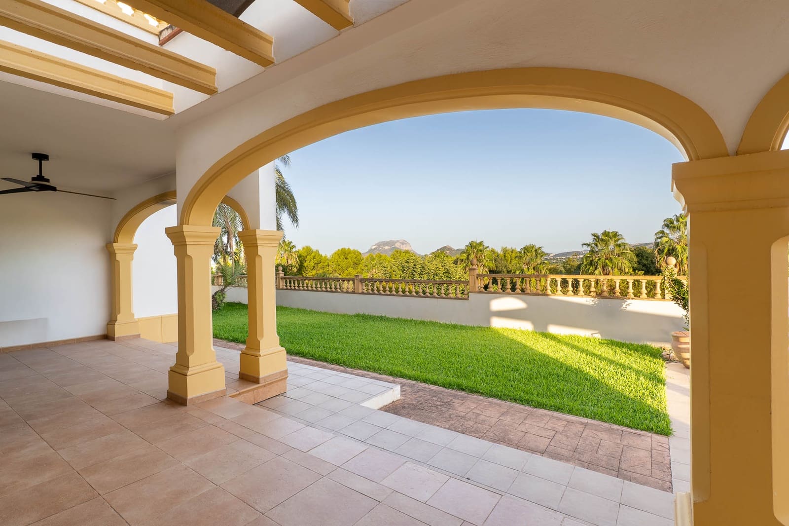 4 Zimmer Villa zu verkaufen in Beniarbeig mit Pool Garage - 850.000 € (Ref: 10059496)