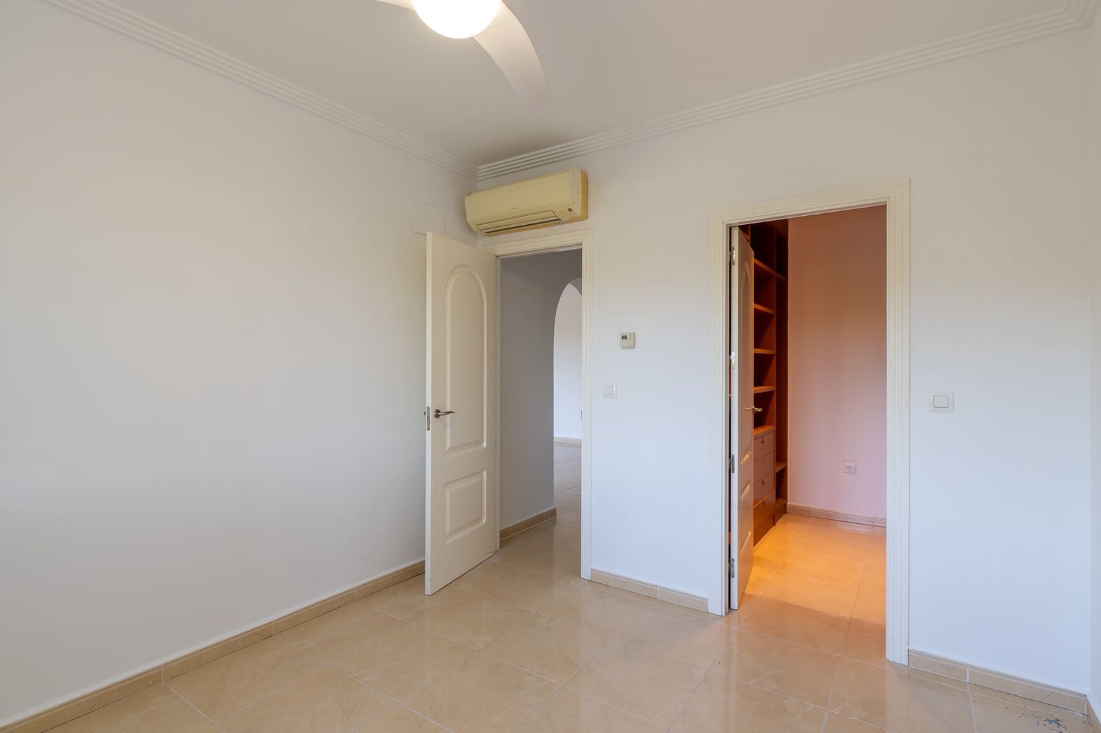 4 Zimmer Villa zu verkaufen in Beniarbeig mit Pool Garage - 850.000 € (Ref: 10059496)